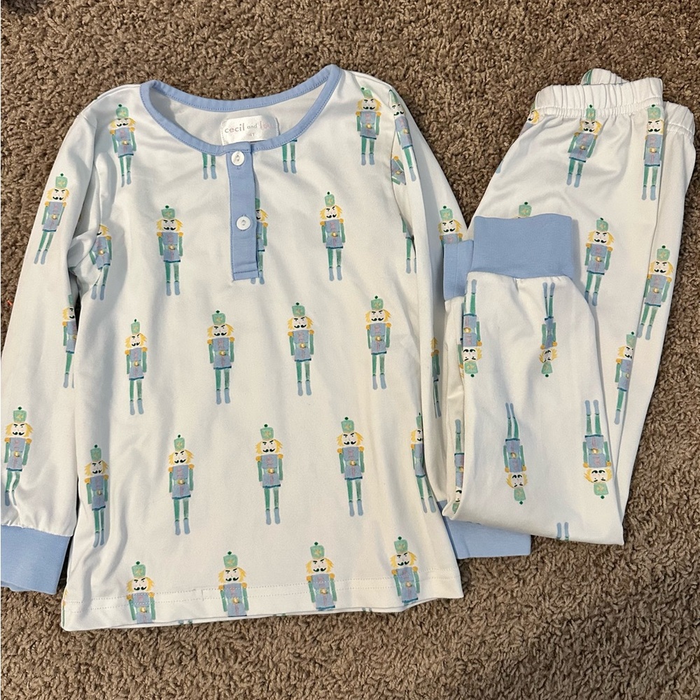 Cecil and Lou 4T Nutcracker PJs